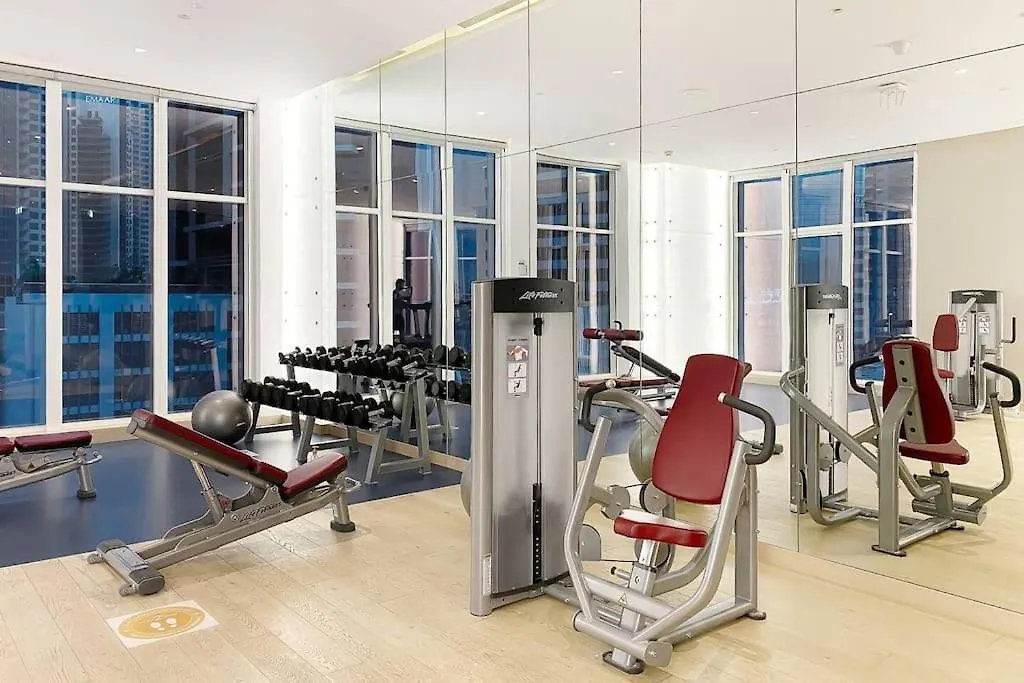 Apartment Chic Studio With Balcony - Canal Bay & Pool Views Dubai