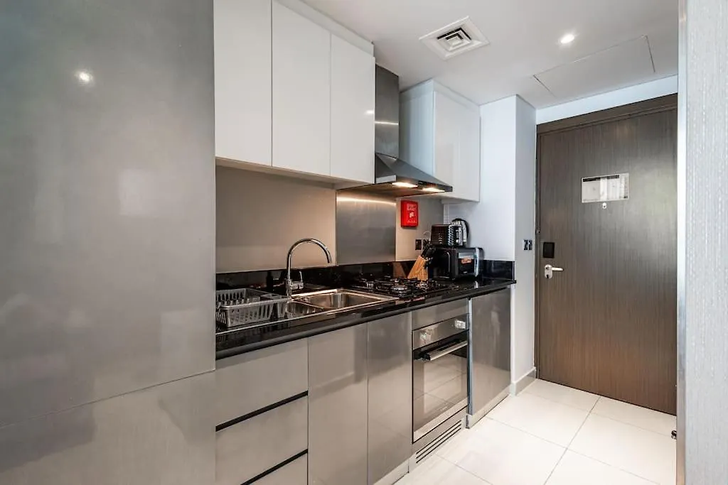 Apartment Chic Studio With Balcony - Canal Bay & Pool Views Dubai United Arab Emirates